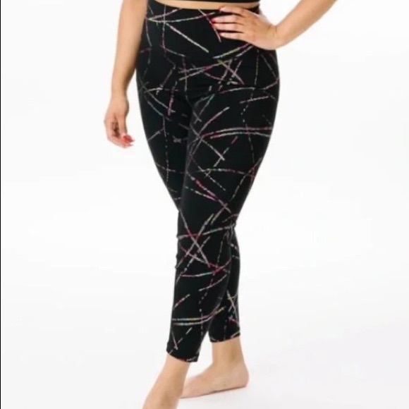 NWOT ZYIA Abstract Hi Rise Luxe 24” Legging 80s Retro Inspired Sz 16 18 20 22 - Picture 4 of 8